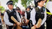 Caos en Londres: más de 450 detenidos por apoyar un grupo propalestino declarado “terrorista”