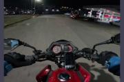 Una pasajera pidió un Ubermoto y lo entregó a dos sujetos para que lo asaltaran