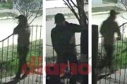 Le abrieron el baúl de la moto y le sacaron más de $100 mil (Video)