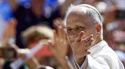 El papa llama a los gobernantes a no ignorar el deseo universal de paz