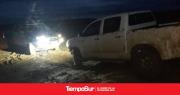 Personal de DOR rescata a una familia varada
