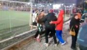 VIDEO. Un partido terminó en batalla campal: hubo dos heridos por cuchillo y dos detenidos