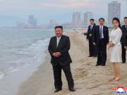 Cómo la dictadura de Corea del Norte promueve a la querida hija de Kim Jong-un como la heredera de la dinastía