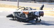 Un motociclista fue atropellado por un vehículo de gran porte que se dio a la fuga en Santa Lucía