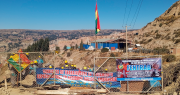 Trabajadores de aseo advierten con no recoger la basura en todo el país