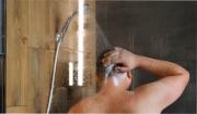 ¿Por qué no deberías bañarte después de comer? la opinión de los expertos