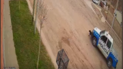 Denuncian que un patrullero atropelló, mató y dejó tirada a una perrita en Neuquén