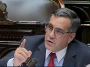 Un exministro de Educación pidió deportar a los médicos extranjeros que se copiaron en el examen para residentes