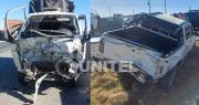 Cuatro heridos tras el choque de una camioneta y un camión en la ruta hacia Copacabana