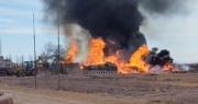 Impresionante incendio en una finca de Caucete: ardió un depósito de maderas