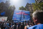 Gobierno anunció aumento salarial del 7,5% y adicionales para docentes universitarios