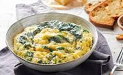 Rápido y nutritivo: cómo transformar un plato de polenta con un poco de espinaca