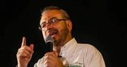 Caso wiphala: Justicia declara procedente apelación de Calvo y lo absuelve de “culpa y pena”