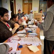 Establece ocho prohibiciones para el día de las elecciones
