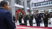 A 2 días de los comicios, Arce cambia al Alto Mando Militar y dice que las diferencias deben resolverse en las urnas