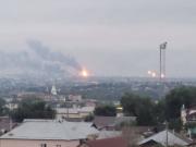 Ucrania destruye un barco ruso que transportaba drones iraníes y ataca una refinería de petróleo antes de la cumbre entre Trump y Putin