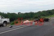 Tragedia en Santiago: motociclista murió en brutal choque con una camioneta