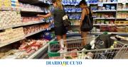 Según un informe, llenar el changuito en San Juan costó en julio $711.096