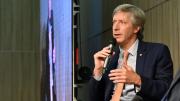 Confusión, tensión y cortocircuitos entre los bancos y el Gobierno por las medidas del BCRA para evitar que suba el dólar