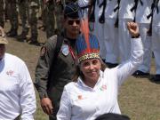 Esta isla es más peruana que la papa y el Machu Picchu: la advertencia de la presidenta de Perú desde el territorio reclamado por Colombia