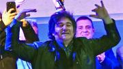 Javier Milei reforzó su enfrentamiento con Axel Kicillof y lo calificó de “comunista enano”