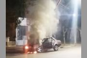 Desesperación y pánico provocó el incendio de un automóvil con GNC