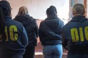 Hizo un trío con dos mujeres, lo extorsionaron y pagó millones para que su mujer no vea el video