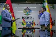Nuevo presidente de YLB asume en medio de controversia por contrato de litio
