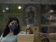 Abren 24 escuelas de CABA para las elecciones en Bolivia: cómo saber dónde voto
