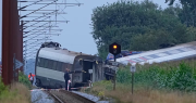 Trágico accidente entre un tren y un camión en Dinamarca, un muerto y 27 heridos, cinco de gravedad