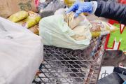 Milanesas y chorizos con papel higiénico: Licuaban pollo con los productos, lo terminó denunciando otro tucumano