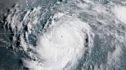 El huracán 'Erin' llegó a categoría 5 y este domingo golpeará Puerto Rico e Islas Vírgenes