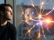 Cómo aprende el cerebro cuando estás distraído y qué dice la neurociencia