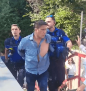 Ciudadano boliviano destruye ánfora e intenta sustraerla en recinto electoral de Ginebra, Suiza