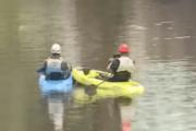 Estremecedor rescate en un canal: creyeron encontrar un cadáver y estaba vivo