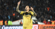 Video: ayudado por los rebotes, así fue el primer grito de Leandro Paredes desde su regreso a Boca