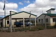 Detenidos protestaron en Bariloche y prendieron fuego un colchón en una comisaría: fueron reubicados