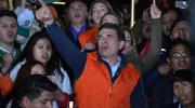 Roban el celular de Paz mientras participaba en acto de celebración