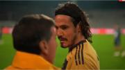 Tras errar un gol increíble, Edinson Cavani pidió explicaciones al ser reemplazado: “¿Por qué a mí?”