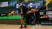 Gimnasia inició el trabajo con diez jugadores