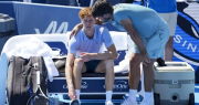 Sinner abandonó por un golpe de calor y el español Alcaraz es el campeón del Masters 1000 de Cincinnati