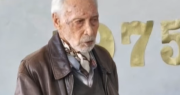 Celebró sus 70 años de egresado de la Escuela de Comercio, y para celebrarlo, ¡dio una clase!