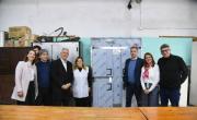 Alak entregó equipamiento escolar en dos primarias de La Plata