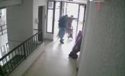 Sorpresivo robo en edificio de 9 y 49: entraron como si nada y se llevaron el televisor de un departamento