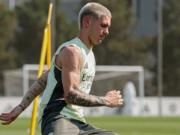 Real Madrid vs Osasuna, con el posible debut de Franco Mastantuono, EN VIVO: a qué hora es y cómo ver al ex River en la Liga Española