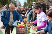 Vuelve el frutazo a Neuquén: a qué hora y dónde será la feria universitaria más convocante de la ciudad