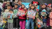 Mes de las Infancias en La Matanza: Fernando Espinoza entrega más de 100 mil juguetes