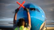El gremio de controladores aéreos no logró un acuerdo con el Gobierno y anunció cinco paros 