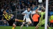Copa Libertadores: Racing le ganó con épica a Peñarol en un partidazo y está en cuartos