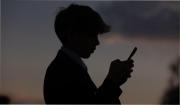 La privacidad en la mira: YouTube empezará a usar la IA para adivinar la edad de los usuarios